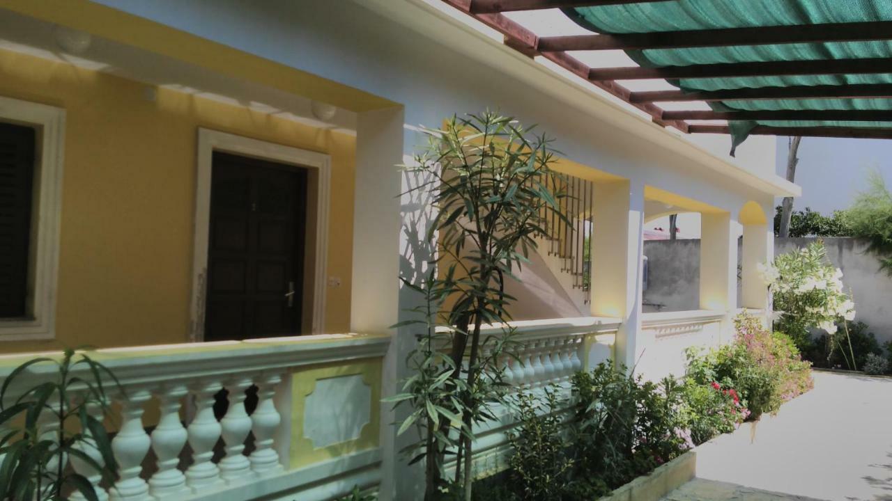 Villa Ana Pag Town Exterior photo